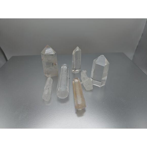 White Quartz Crystals 7pcs - Picture 2 of 11